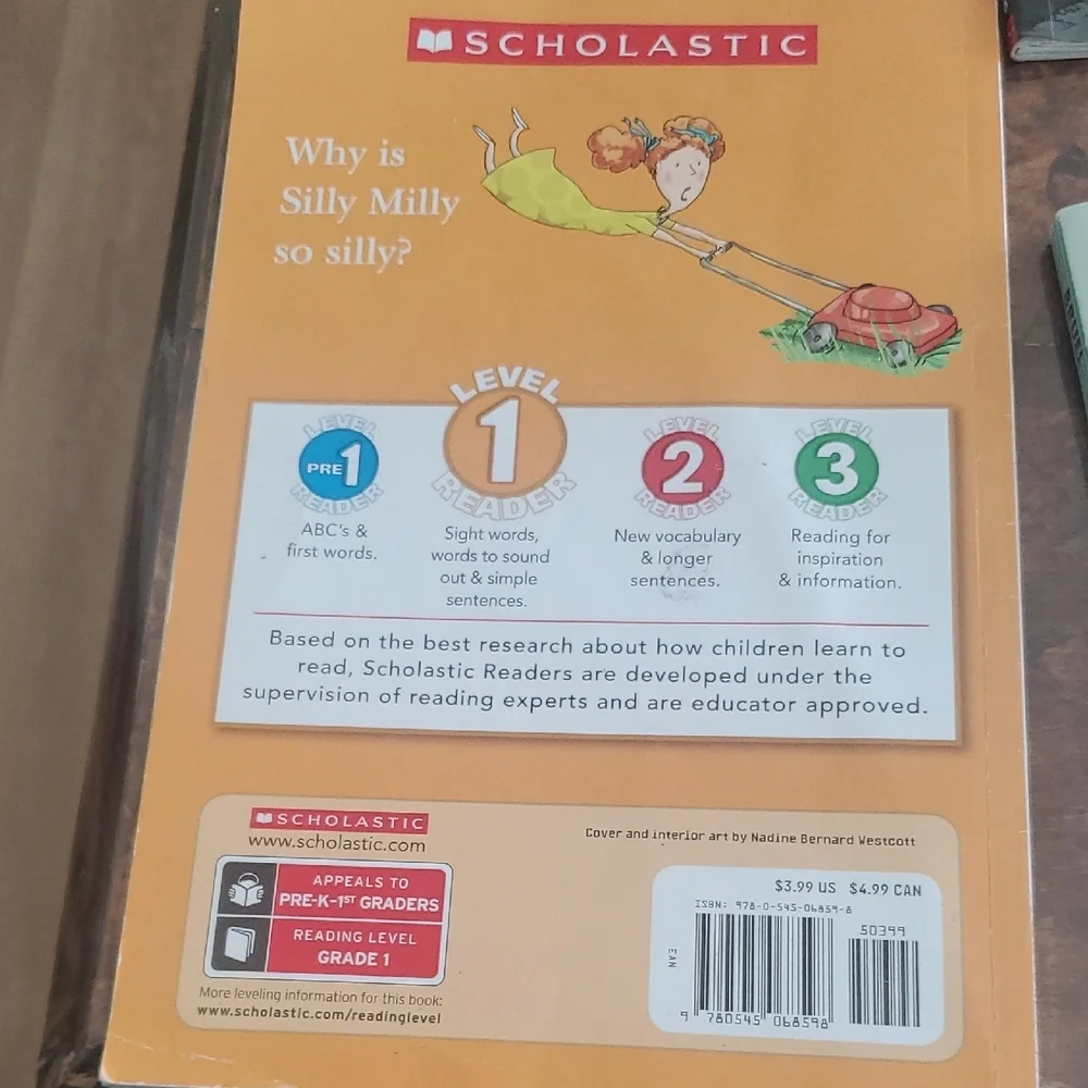 Scholastic Bad Kitty Gets a Bath - White, Black, Pink, Blue